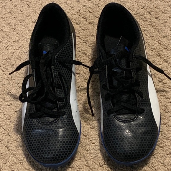 Boys Puma Turf Soccer Shoes - Picture 1 of 4